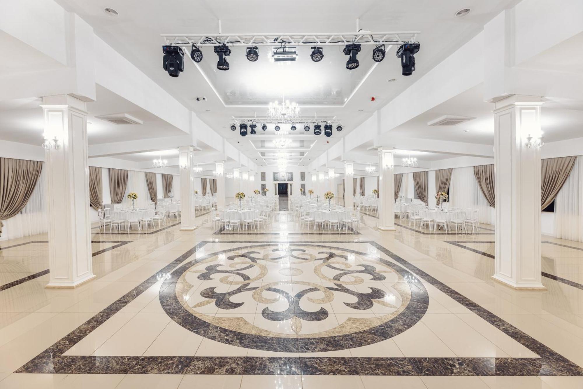 Hotel Chateau Kvirike Boboqvati エクステリア 写真