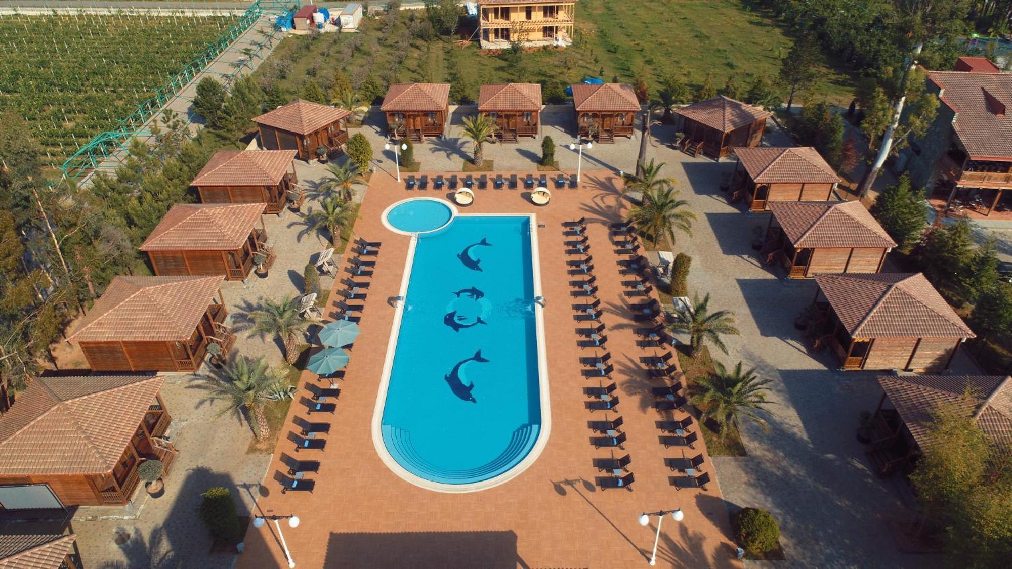 Hotel Chateau Kvirike Boboqvati エクステリア 写真