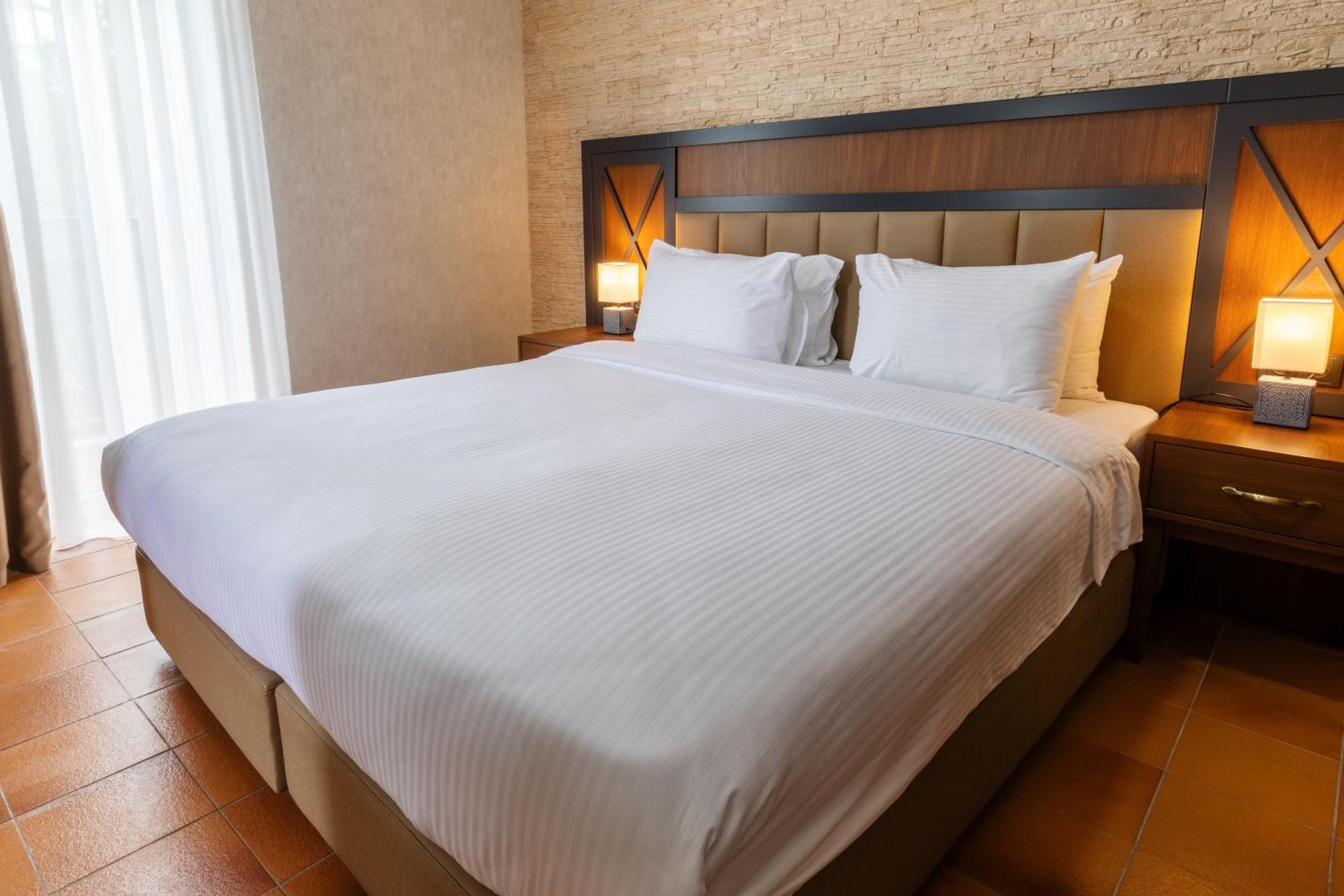 Hotel Chateau Kvirike Boboqvati エクステリア 写真