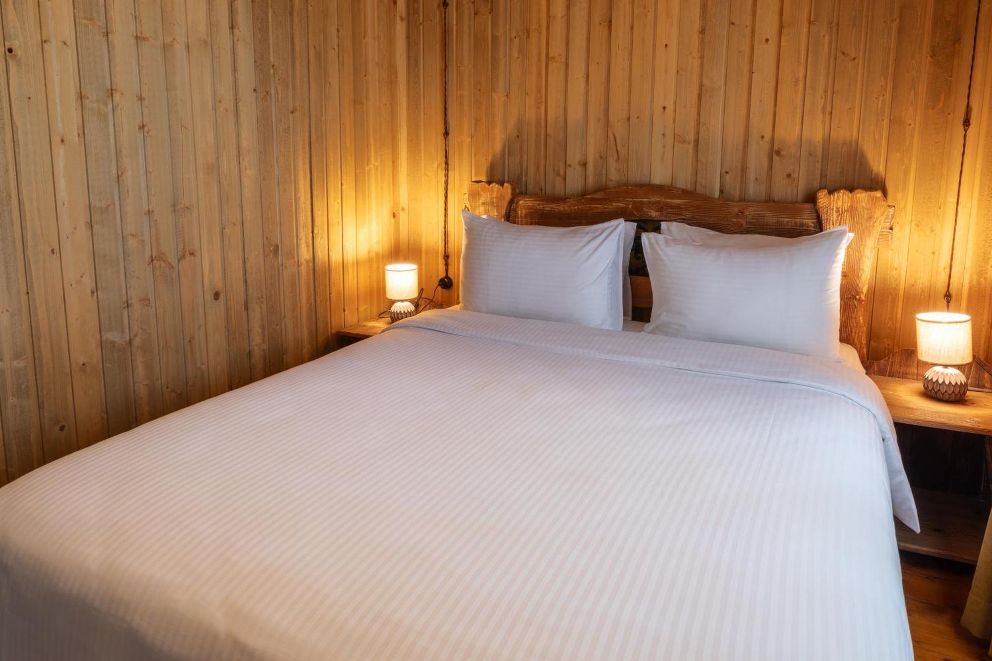 Hotel Chateau Kvirike Boboqvati エクステリア 写真