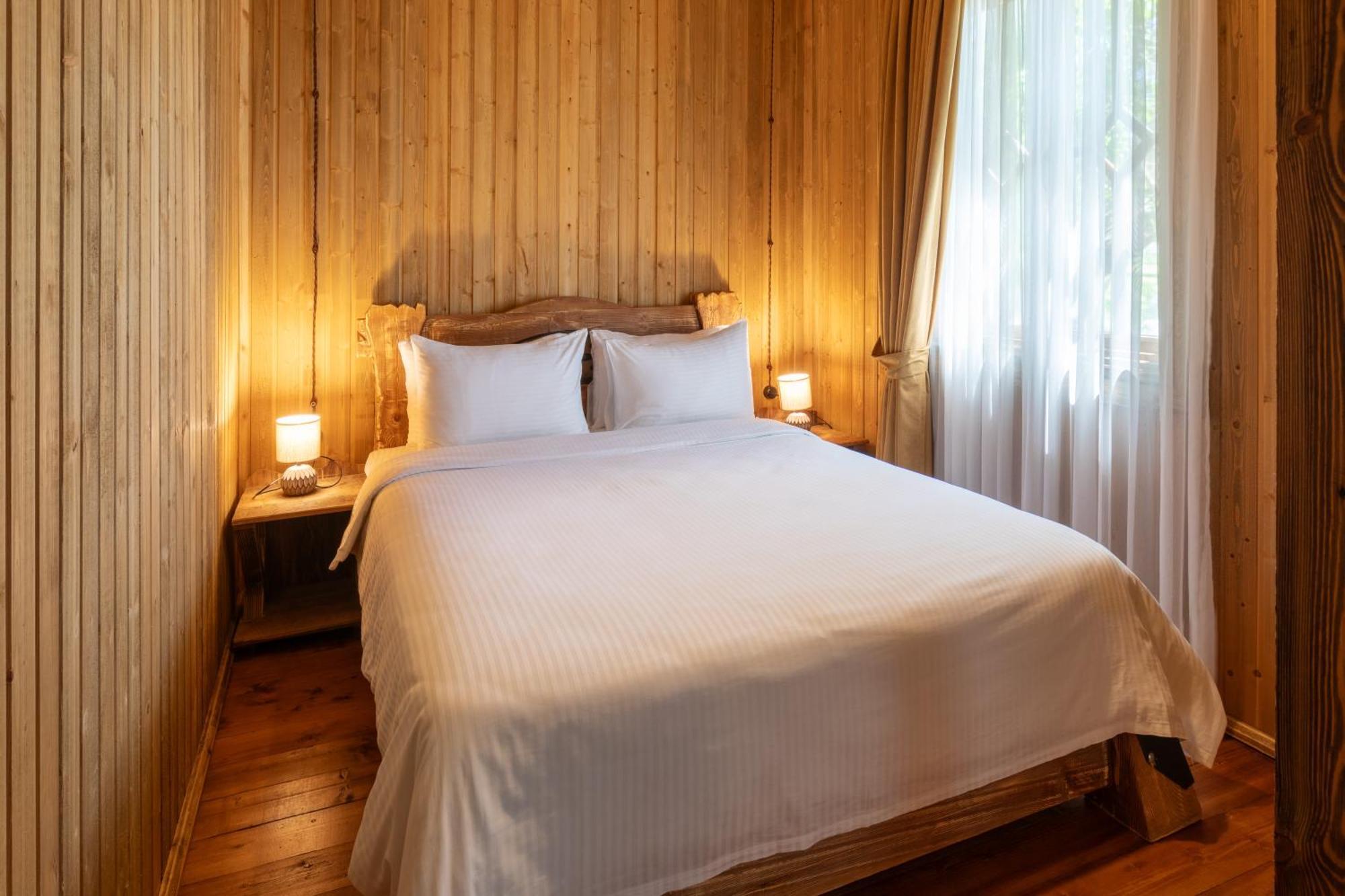 Hotel Chateau Kvirike Boboqvati エクステリア 写真